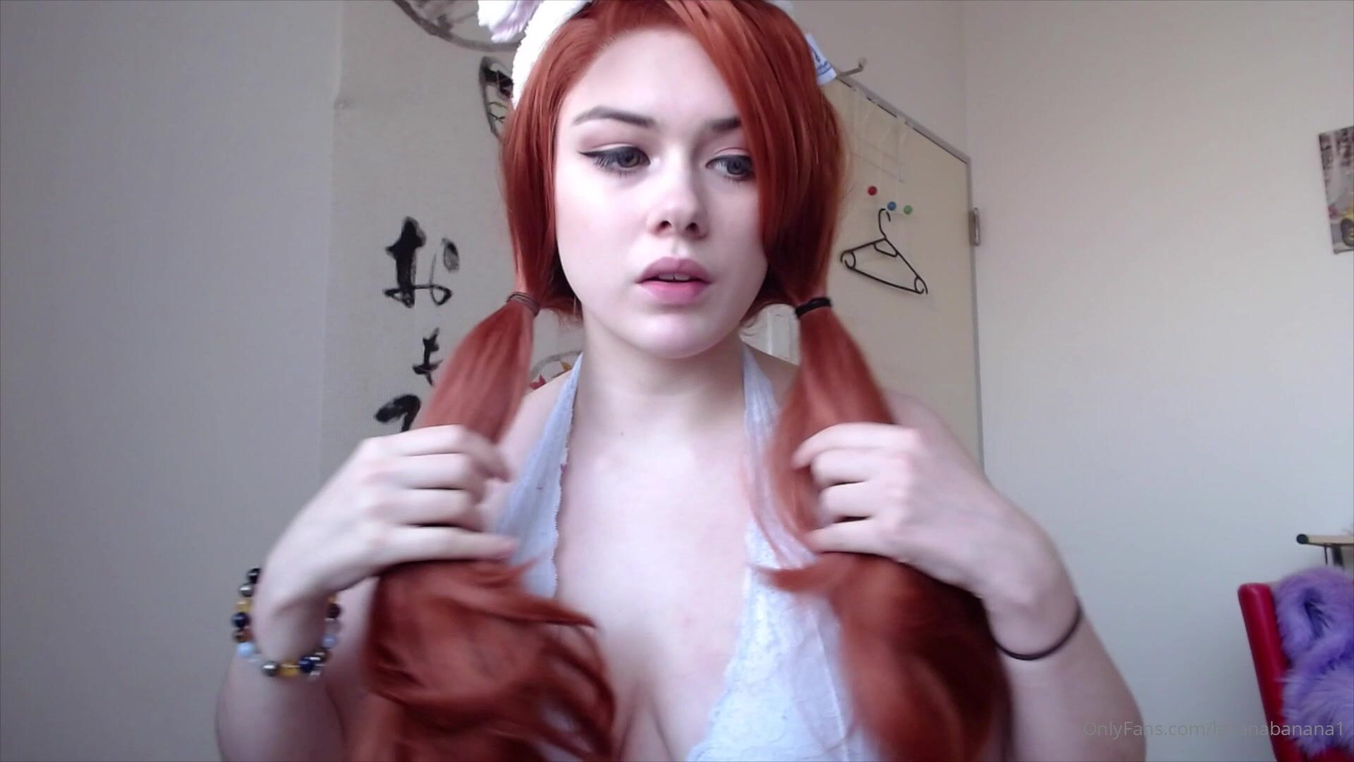 Redhead Levana Banana Masturbates With Magic Wand Through Panties