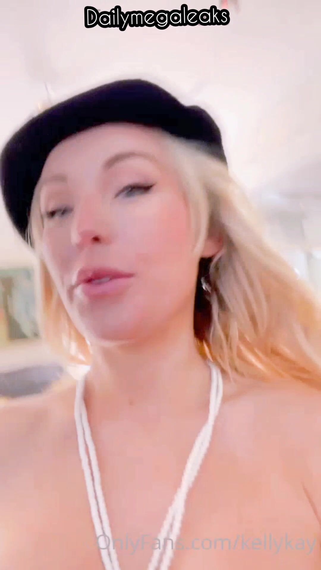 Matii Marronii Lesbian Sextape