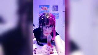 Swedish Pickyerpoison dildo blowjob Part 1