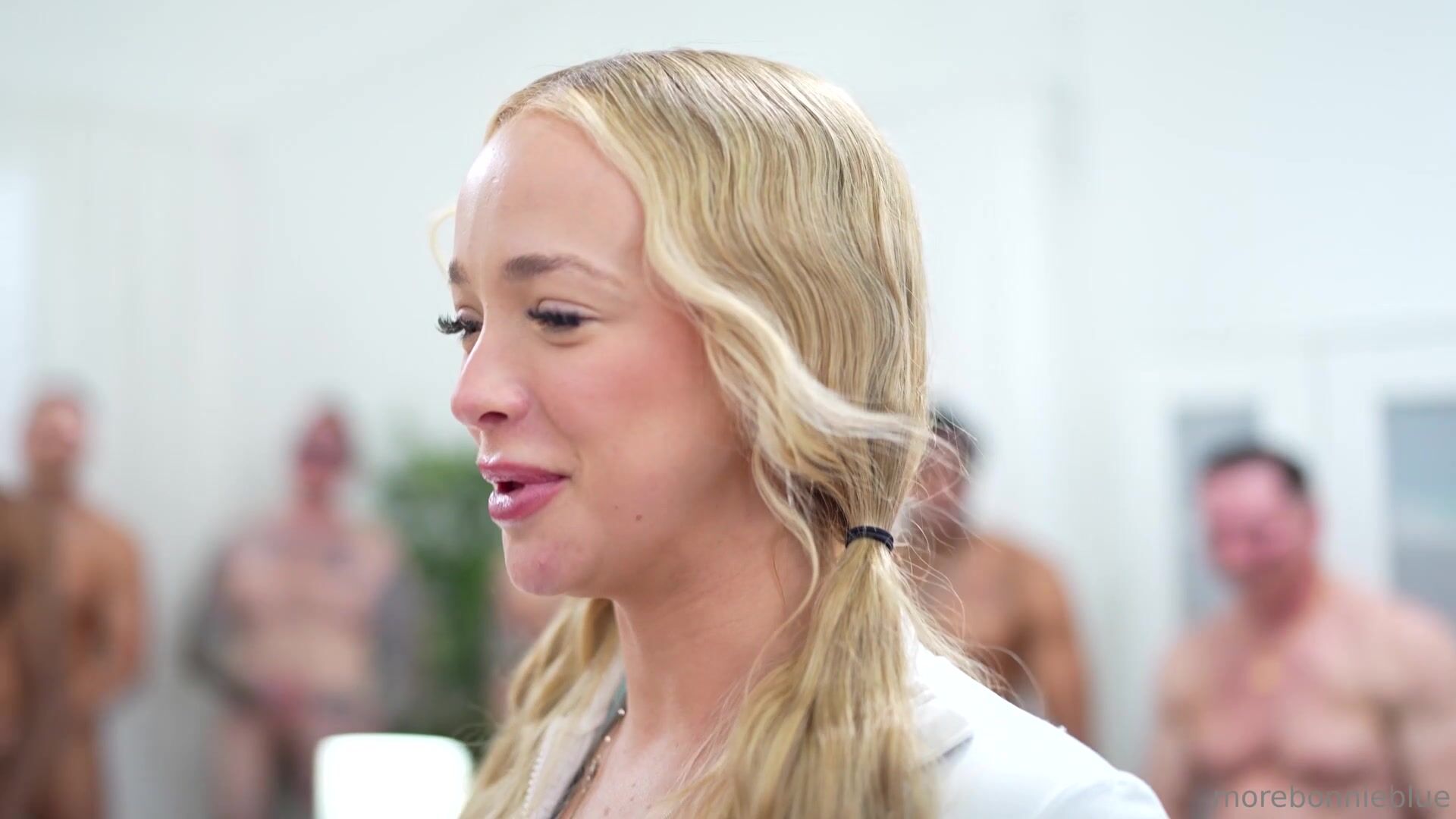 Julia Filippo Helping Out Bonnie Blue in Gangbang Scene