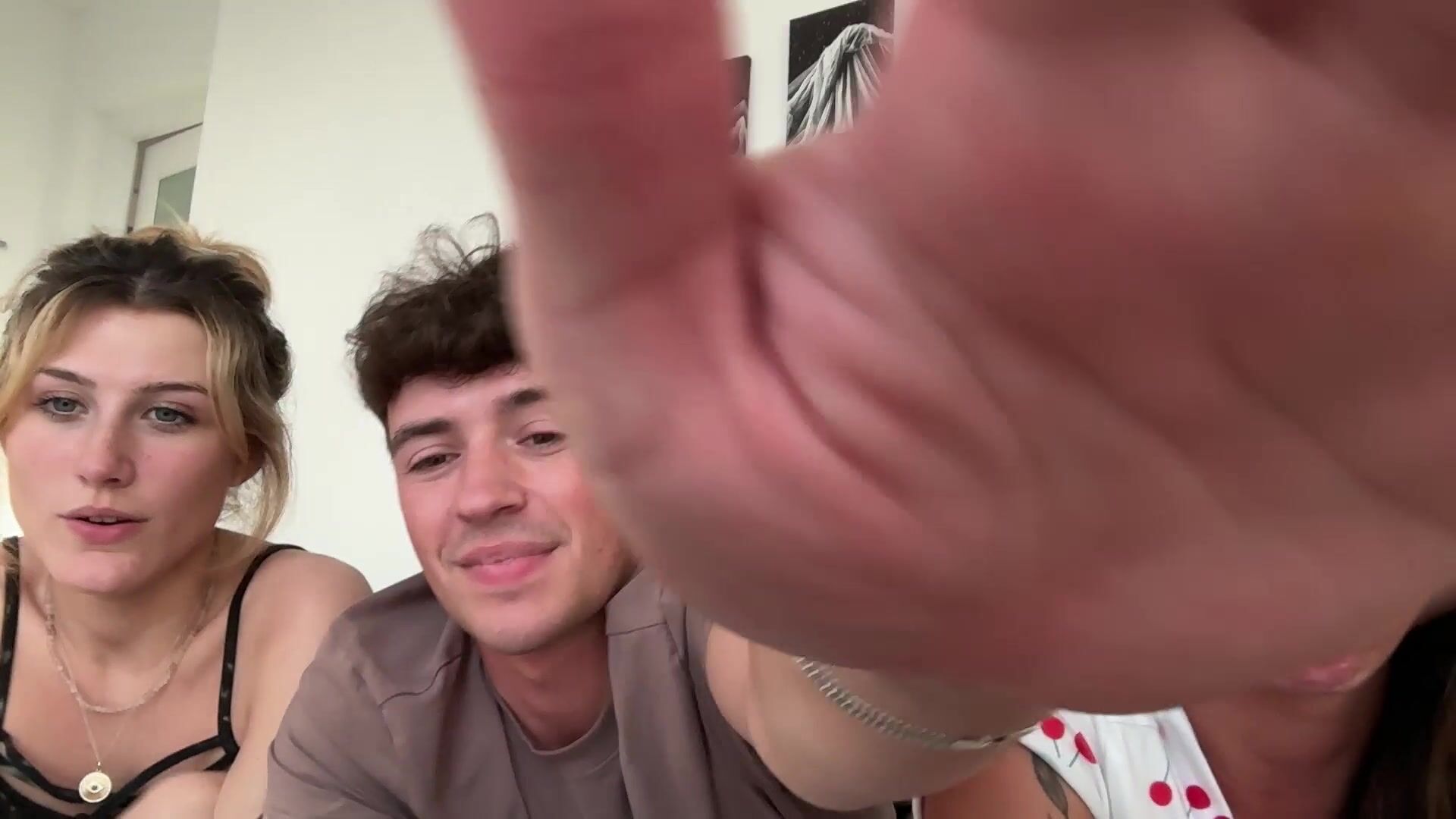 4LPH4 1UK3 3SOME MJX0V1P