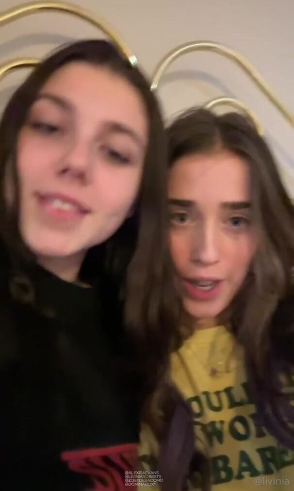 Livinia Roberts - First Lesbian Foursome Sextape