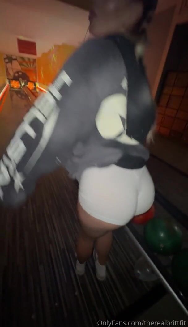 Therealbrittfit Hardcore Bowling Sextape