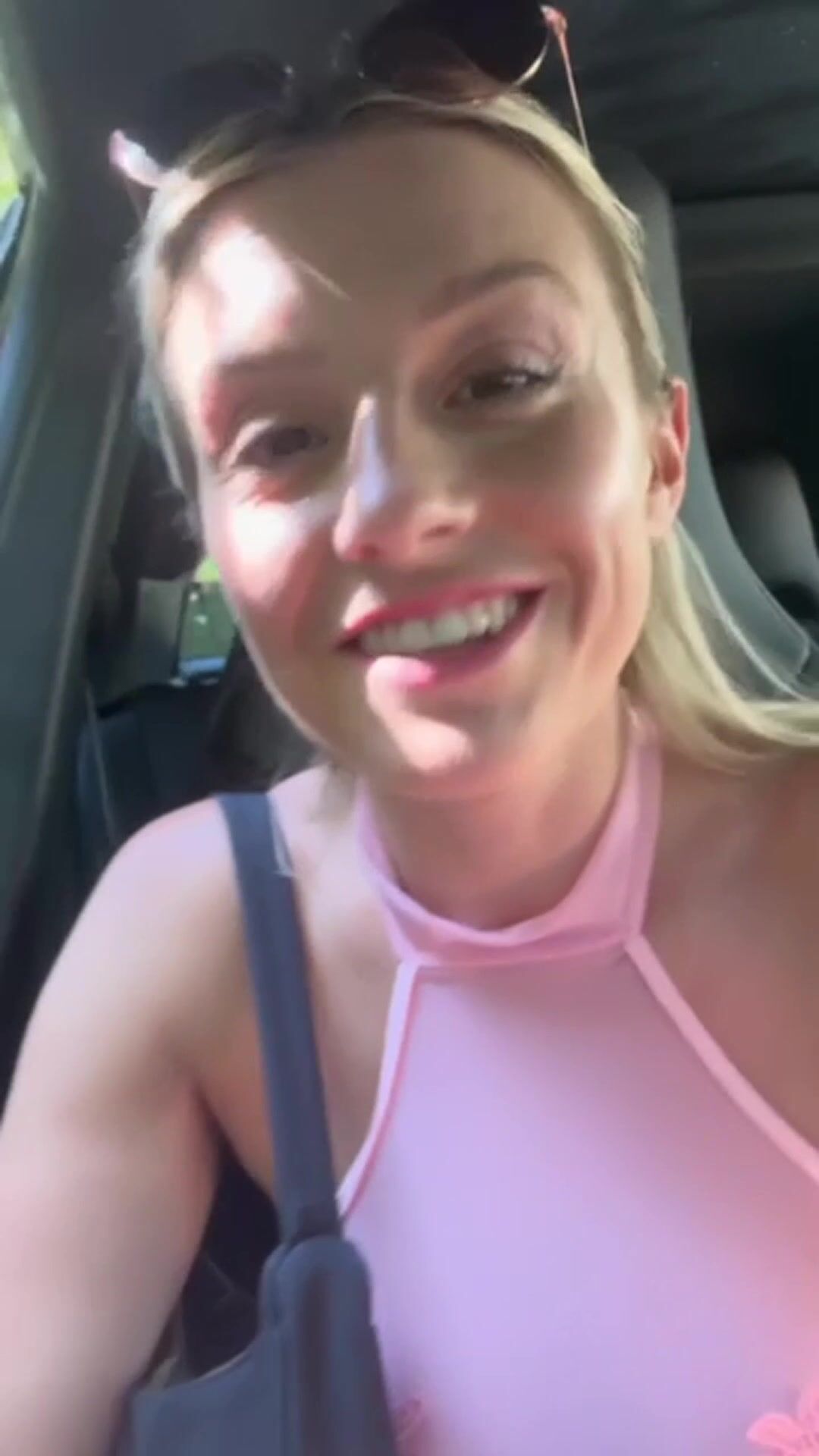 Alice Wild - Hooking Up With Real Stranger Sextape