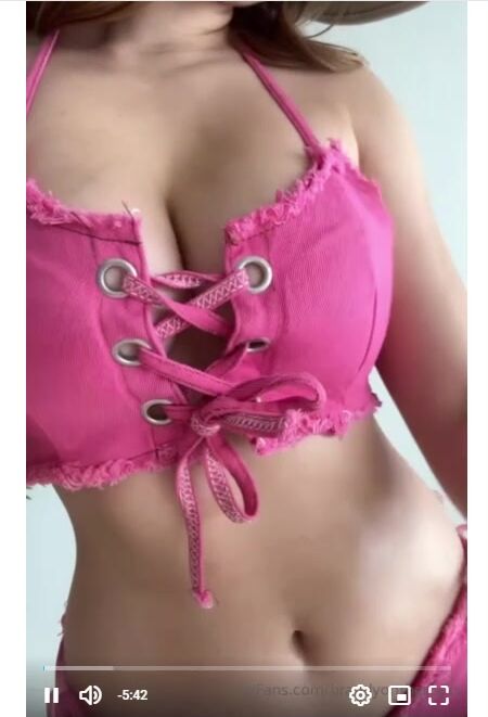 Brandy Gordon - Perfect Babe Stripteasing Naked