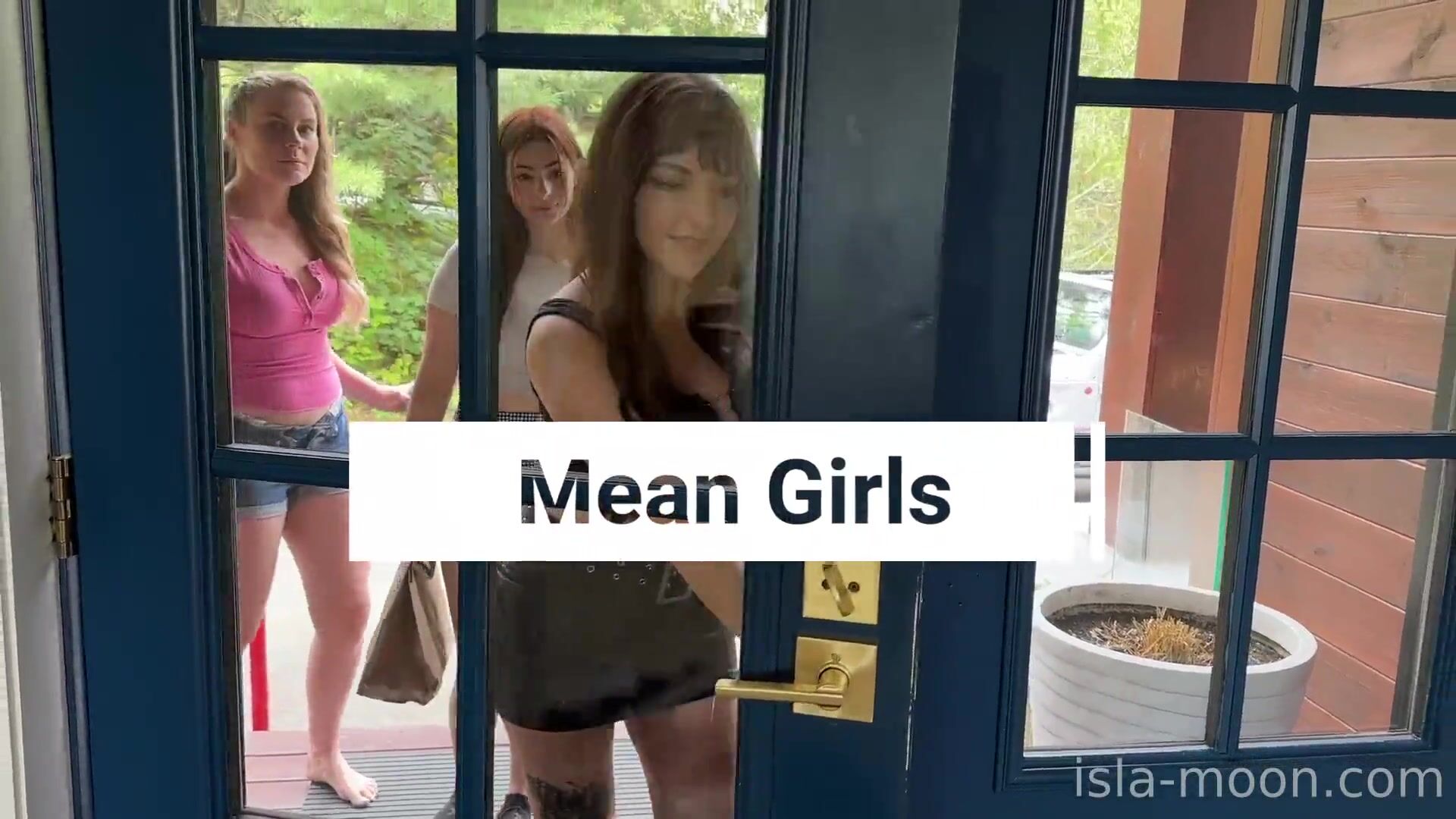 Isla Moon - Hot Girls Orgy Sextape