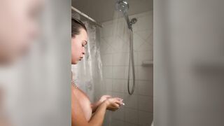 Insane tits in the shower