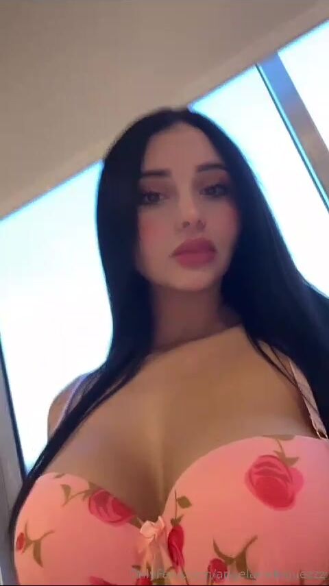 Angela Rodriguez - Reverse Riding Sextape