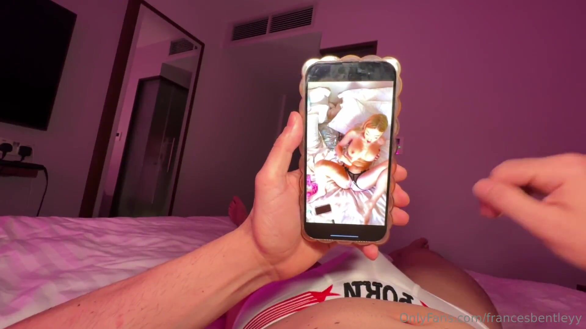 Frances Bentley - Caught Him Masturbating Sextape
