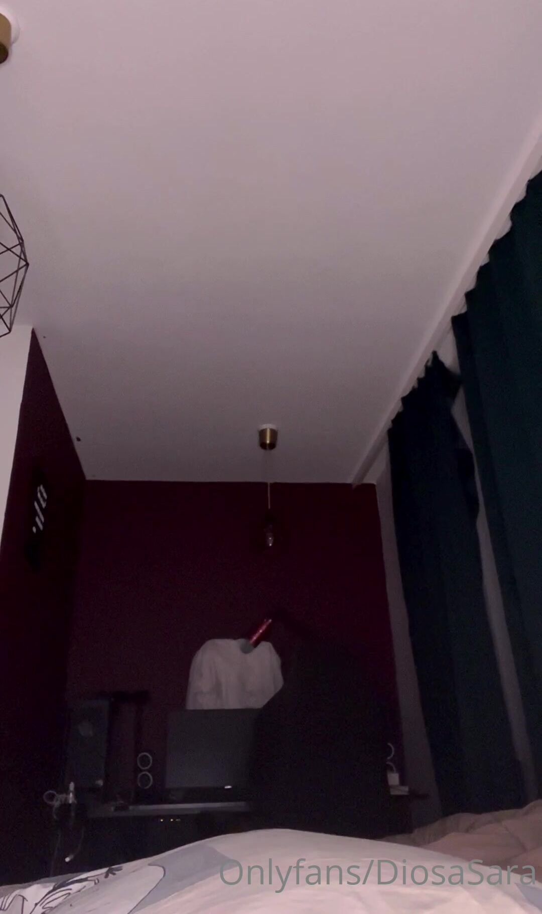 Finnish Babe Diosa Sara Masturbating on Livestream