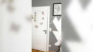 Mellooow - German Twitch Streamer Gets Naked And Fucks Pussy With Dildo