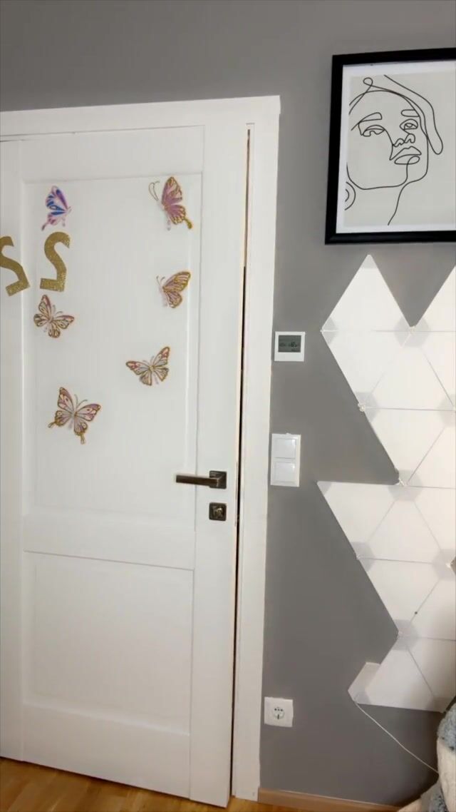 Mellooow - German Twitch Streamer Gets Naked And Fucks Pussy With Dildo