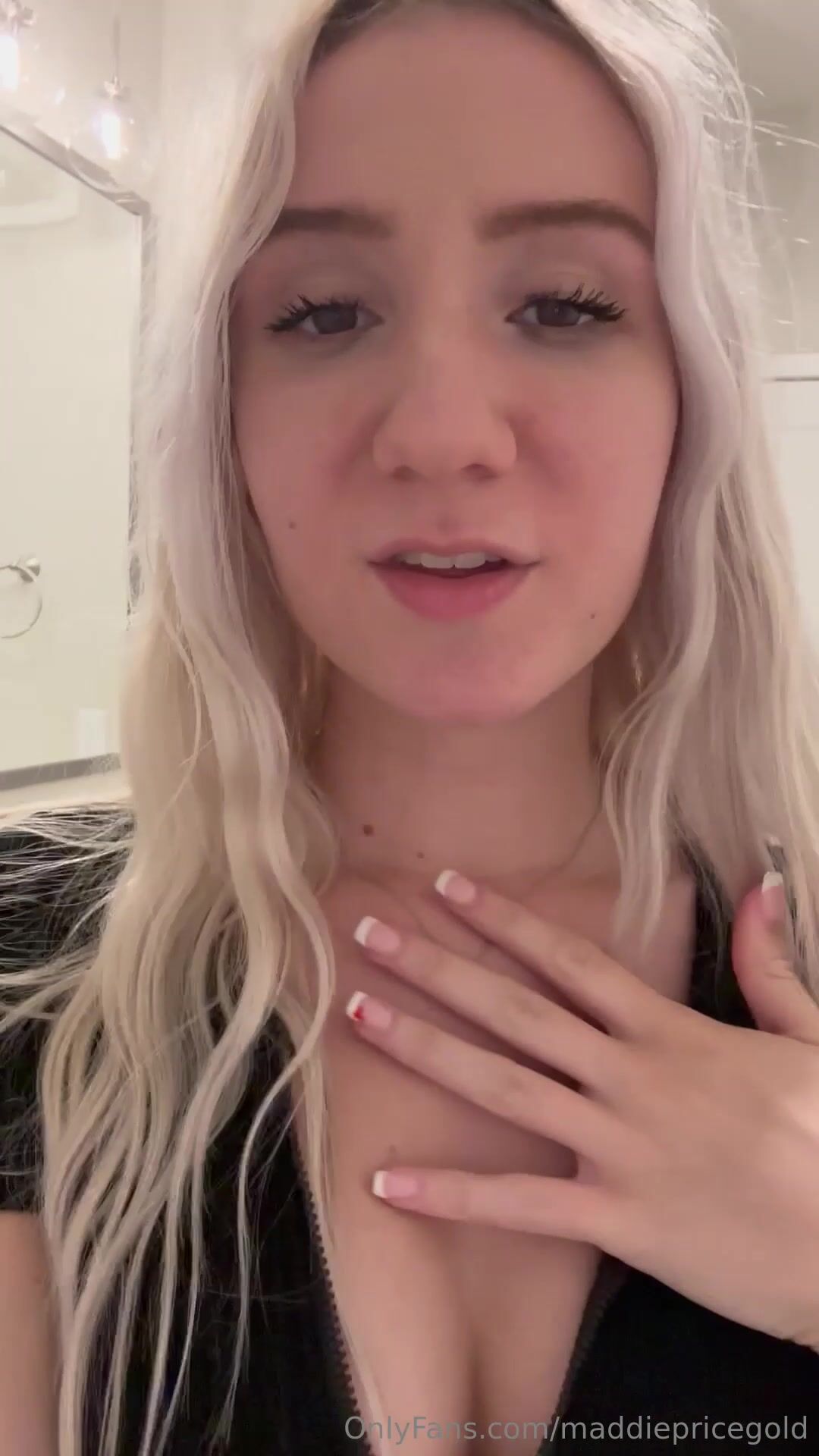 Maddie Price - Quickly Undressing and Rubbing Her Tight Pussy