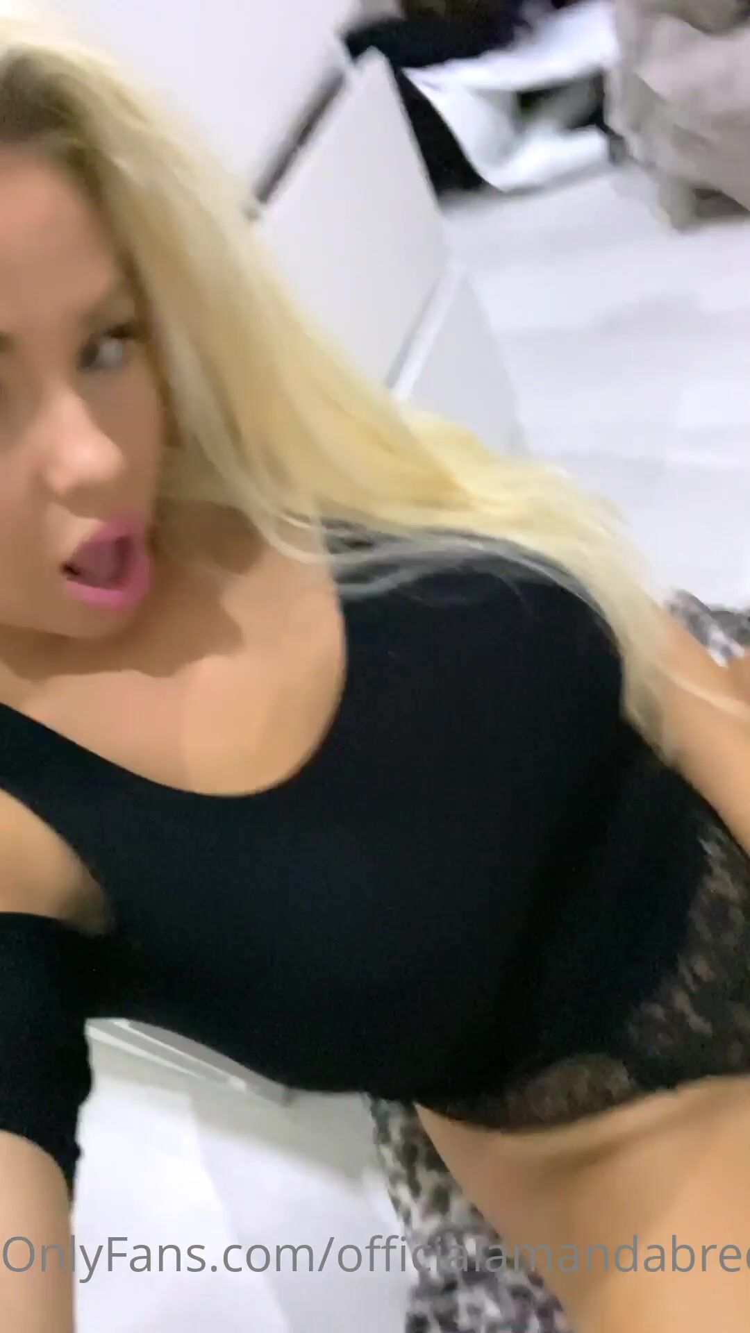Amanda Breden masturbation in black panties