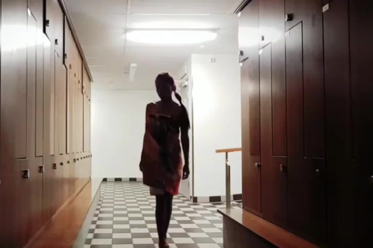 Angela Jonasson on changing room