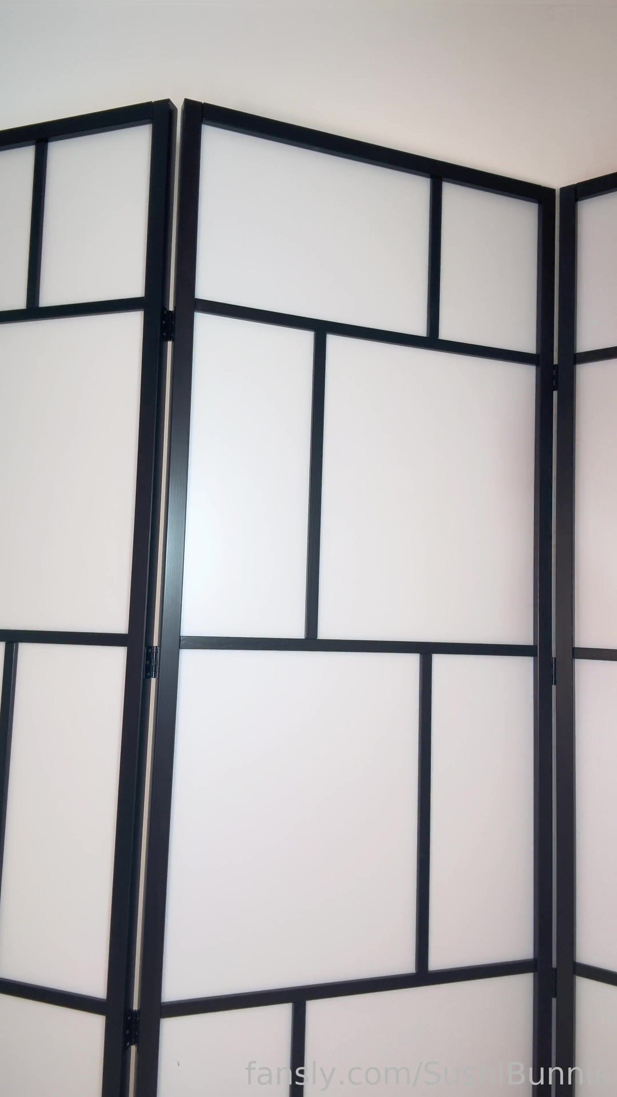 Sushi Bunniii Strips In Sexy Maid Costume