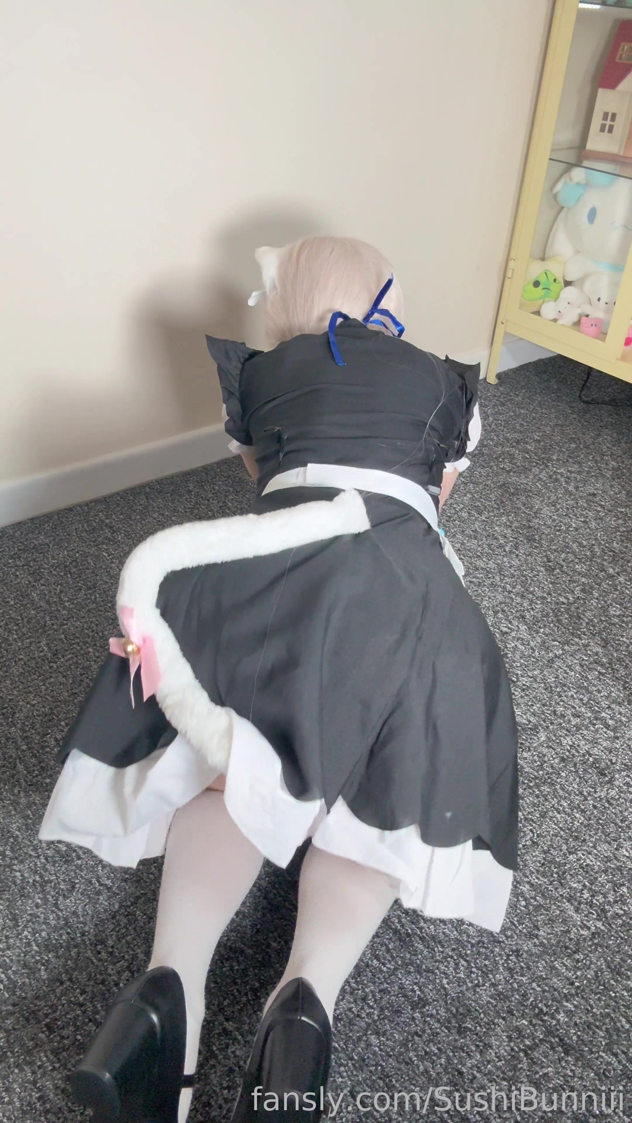 Sushi Bunniii Strips On The Ground