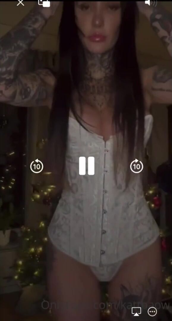 Swedish KattPaow Christmas Tease