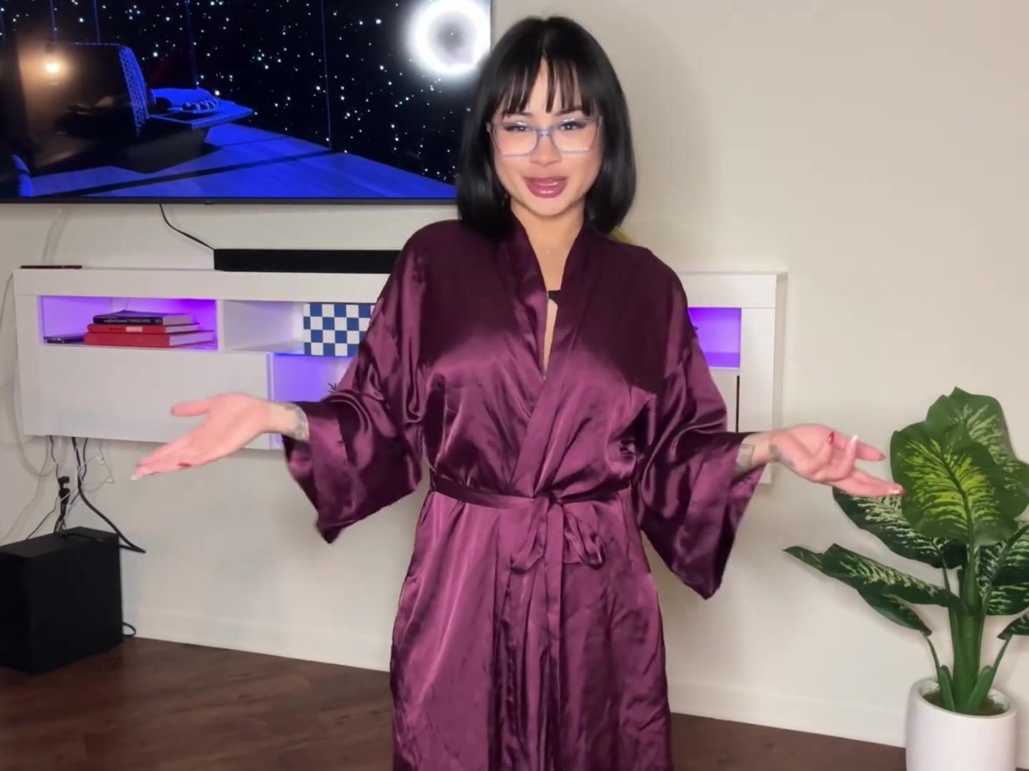 Britney Loh - See Through Lingerie Tey On Haul