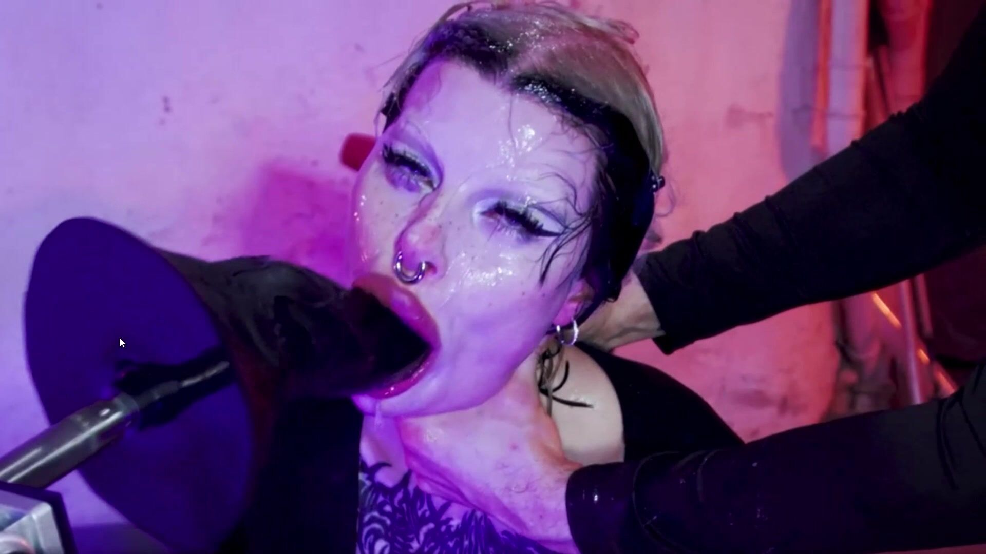 Swedish HoneyBabeSugarPiie Deepthroat Extreme Toys & Bigdick while fucking doggystyle