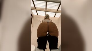 Swedish Blondieebabez twerking