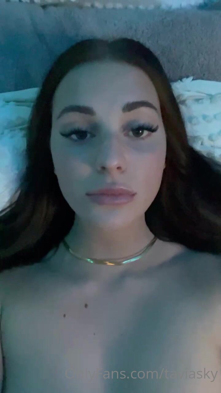 TaviaSky Face Close Up