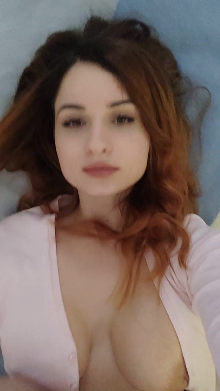 Angelina Love Fingers Pussy