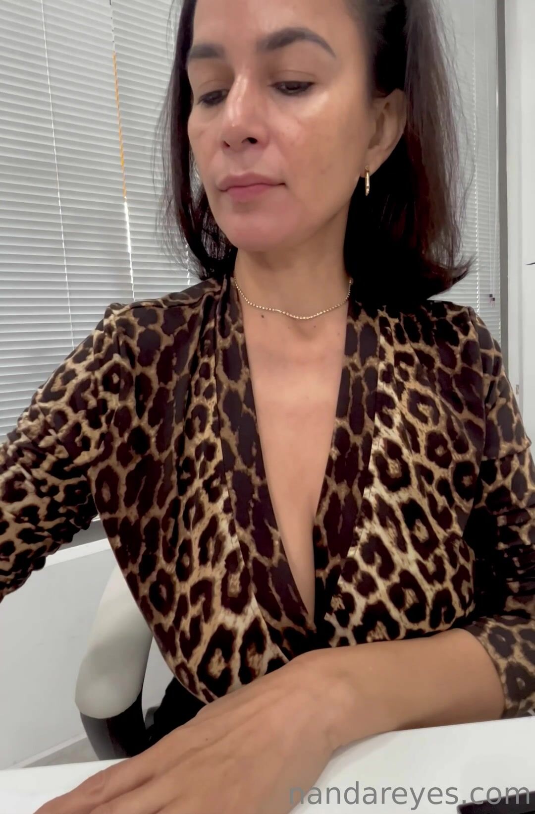 Milf Nanda Reyes Getting Fucked in the office