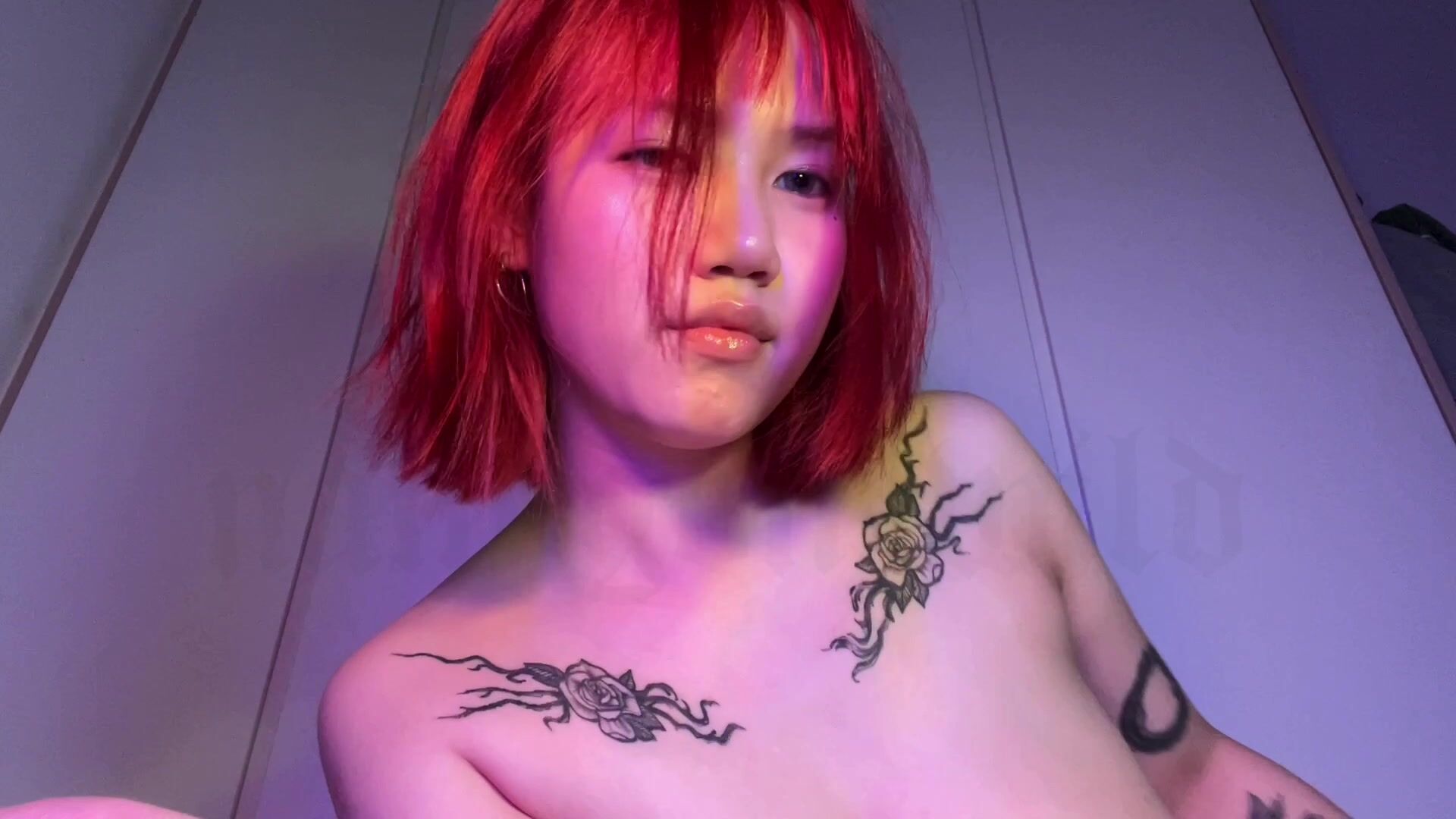 NamiGoneWild Using Toys to Unload a Huge Squirt
