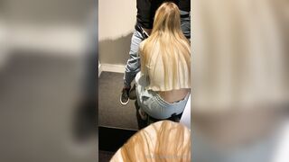 Powderyrose Giving Blowjob in Public Changing room