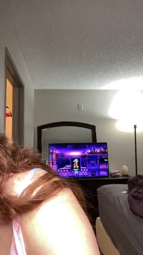 Ruby Elizabeth - Petite Model With Big Boobs Talking on Onlyfans Live