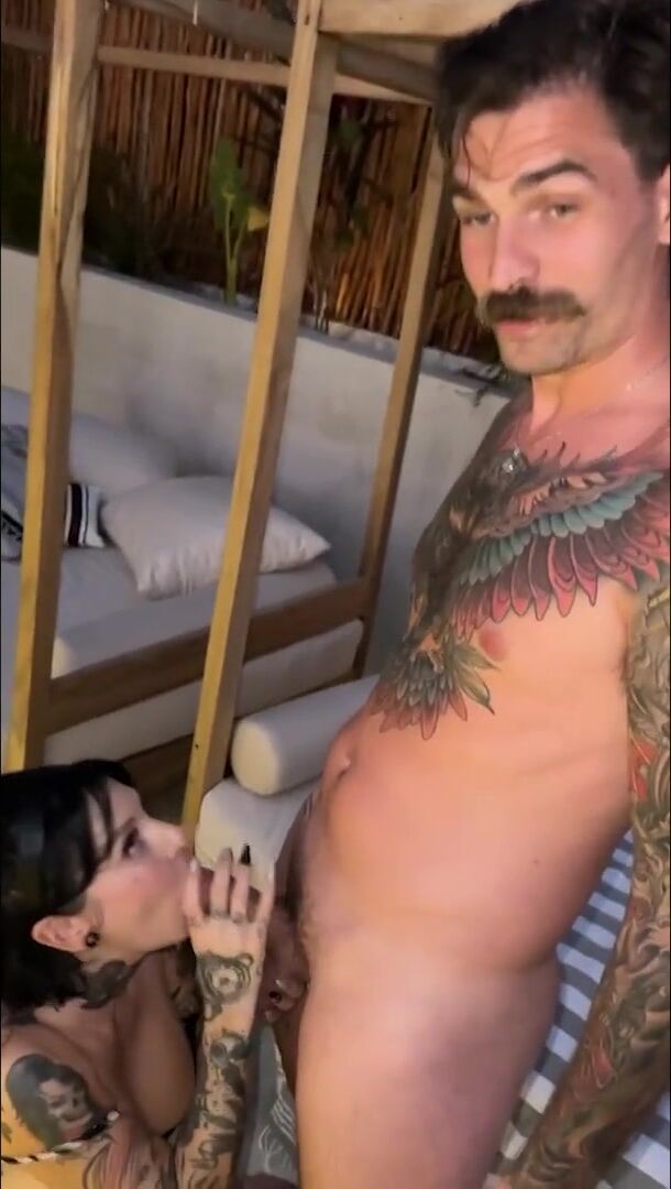 Bonnie Blue Exclusive Fivesome Sextape