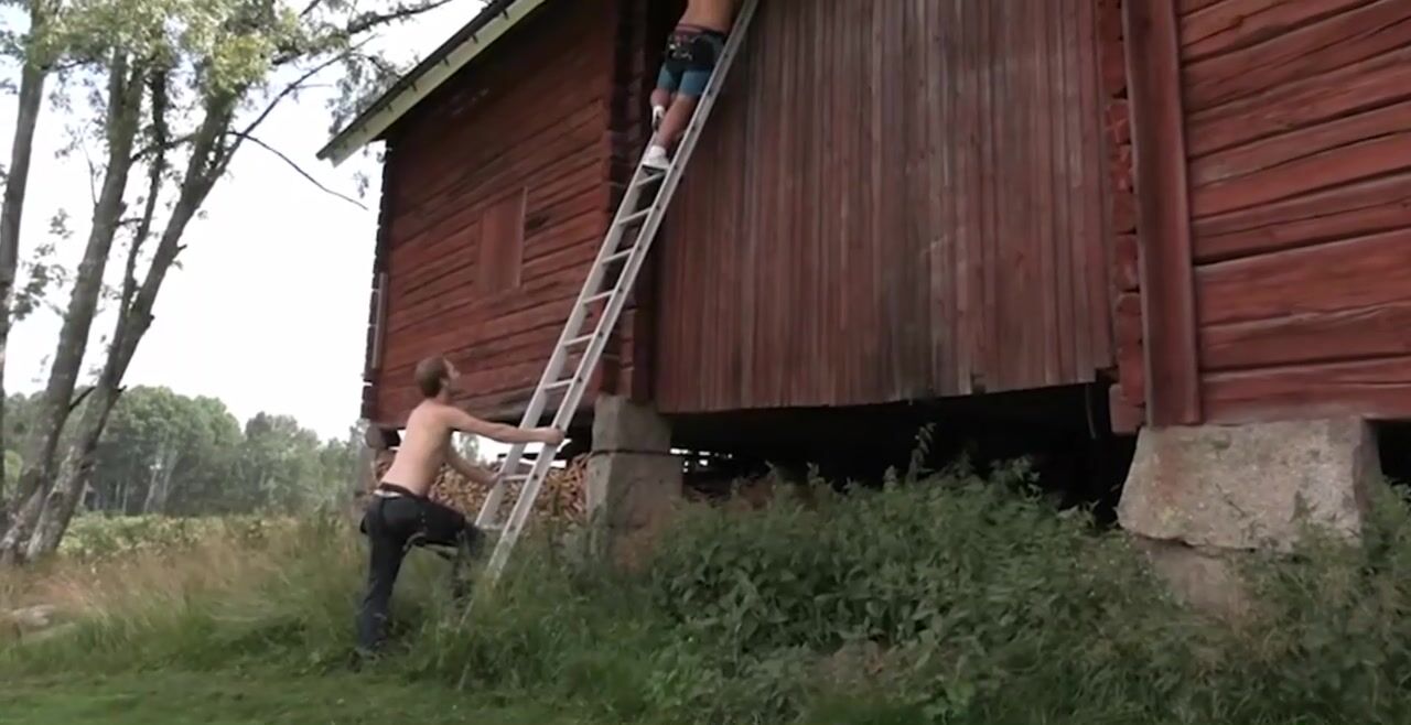 Cristina Cielo MMF anal 3some outdoor