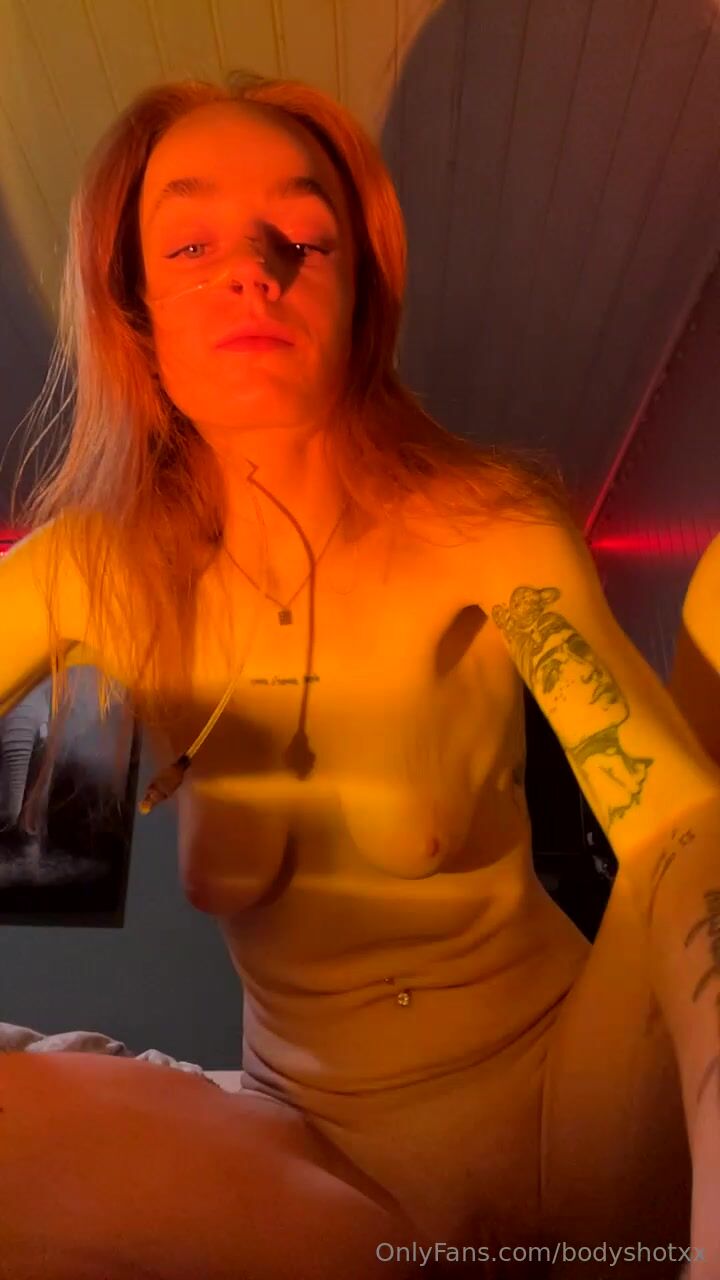 Norwegian Emma Bjonnes fingering