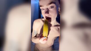 Norwegian Emma Bjonnes tease and short bate