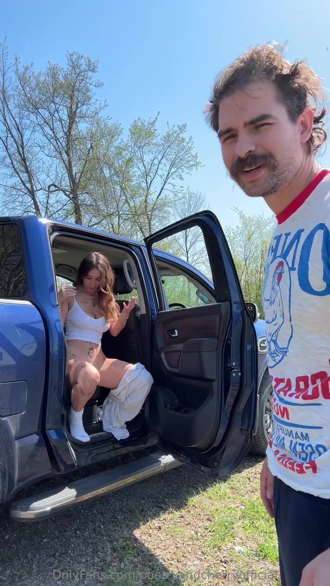 PoetryAndCherry - Intense Public Outdoor Sextape in Car