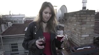 Gina Snow -  Public Anal and Squirting, in the Middle of Prague