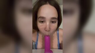 MissKultanen Sucking And Tit Fuck Dildo