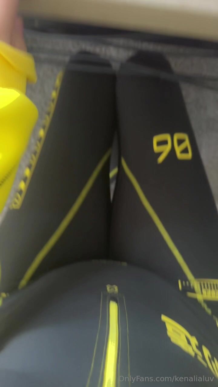 Kenalialuv - Masturbating Pussy With Toys in Female POV