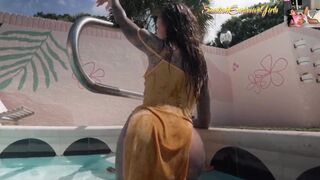 Swedish Tattooed Babe Cleo Kinnaman Naked By The Pool Sexy Striptease