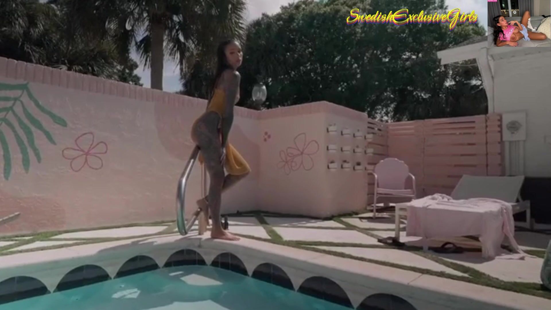 Swedish Tattooed Babe Cleo Kinnaman Naked By The Pool Sexy Striptease