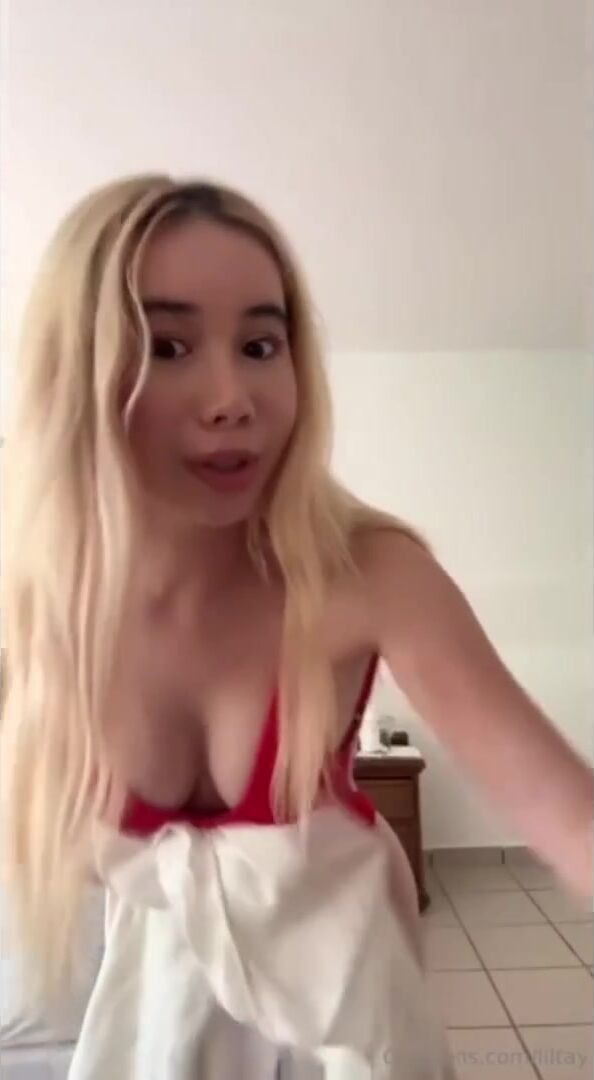 Lil Tay - Late Night Shower Video