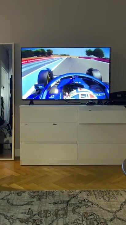 Swedish blowjob during F1 qualifying