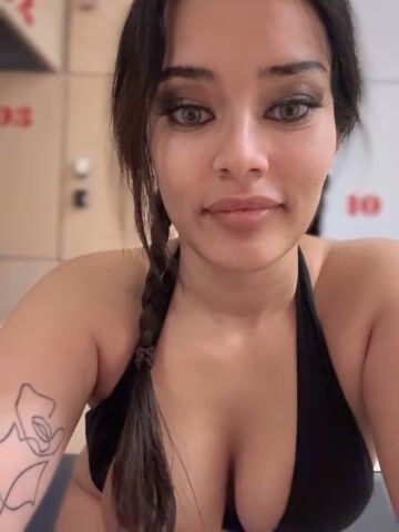 Swedish Camgirl MissBellNoire Part 25 Anal Finger Fisting & Toy In Pussy