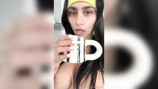 Mia Khalifa Morning Routine Livestream