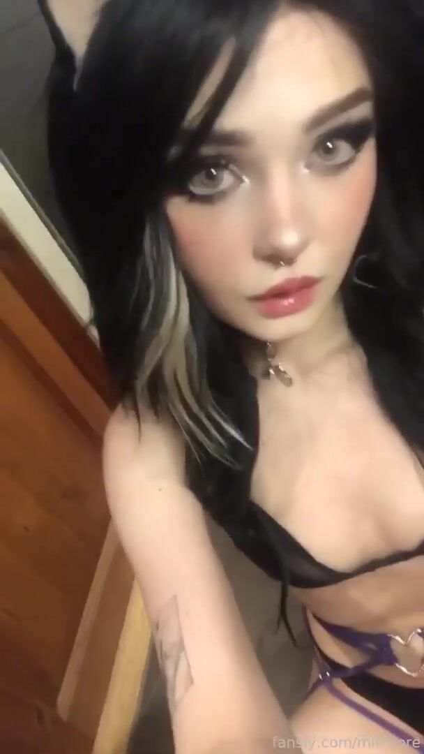 Norwegian Milkgore No 33