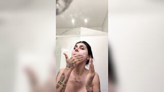 Mia Khalifa - Topless Book Reading Livestream