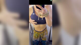 German fitness influencer shows off tits on plane