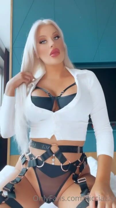 Swedish NicciAzzy JOI