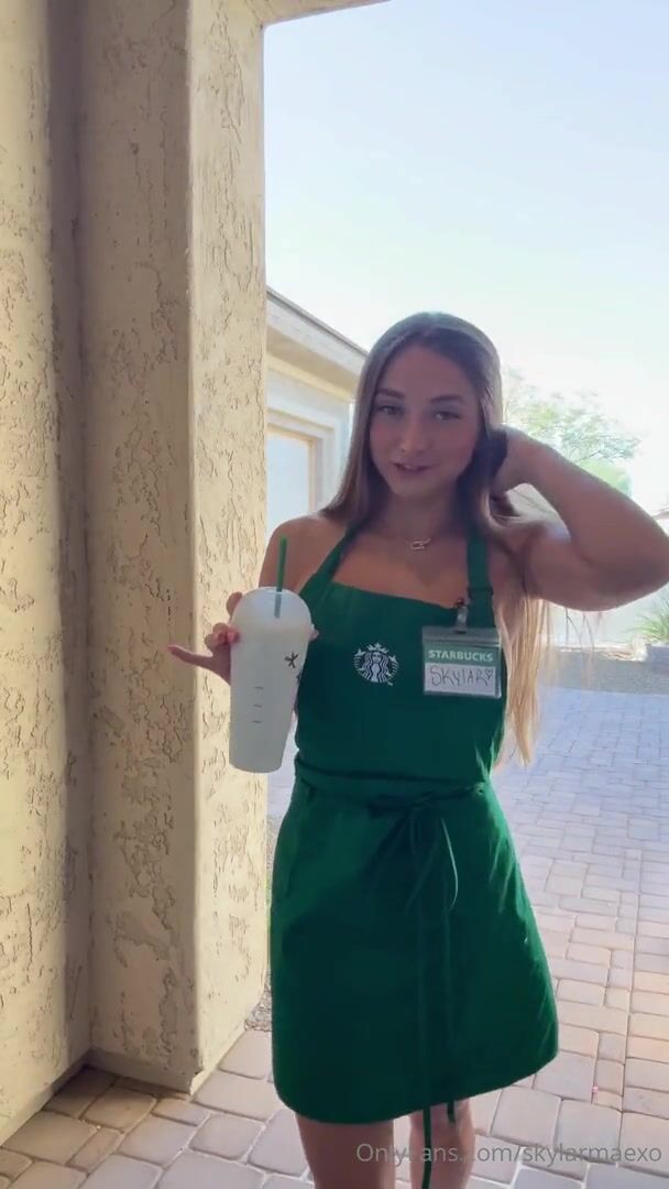 Skylarmaexo - Starbucks Delivery Girls Gets Pounded Good